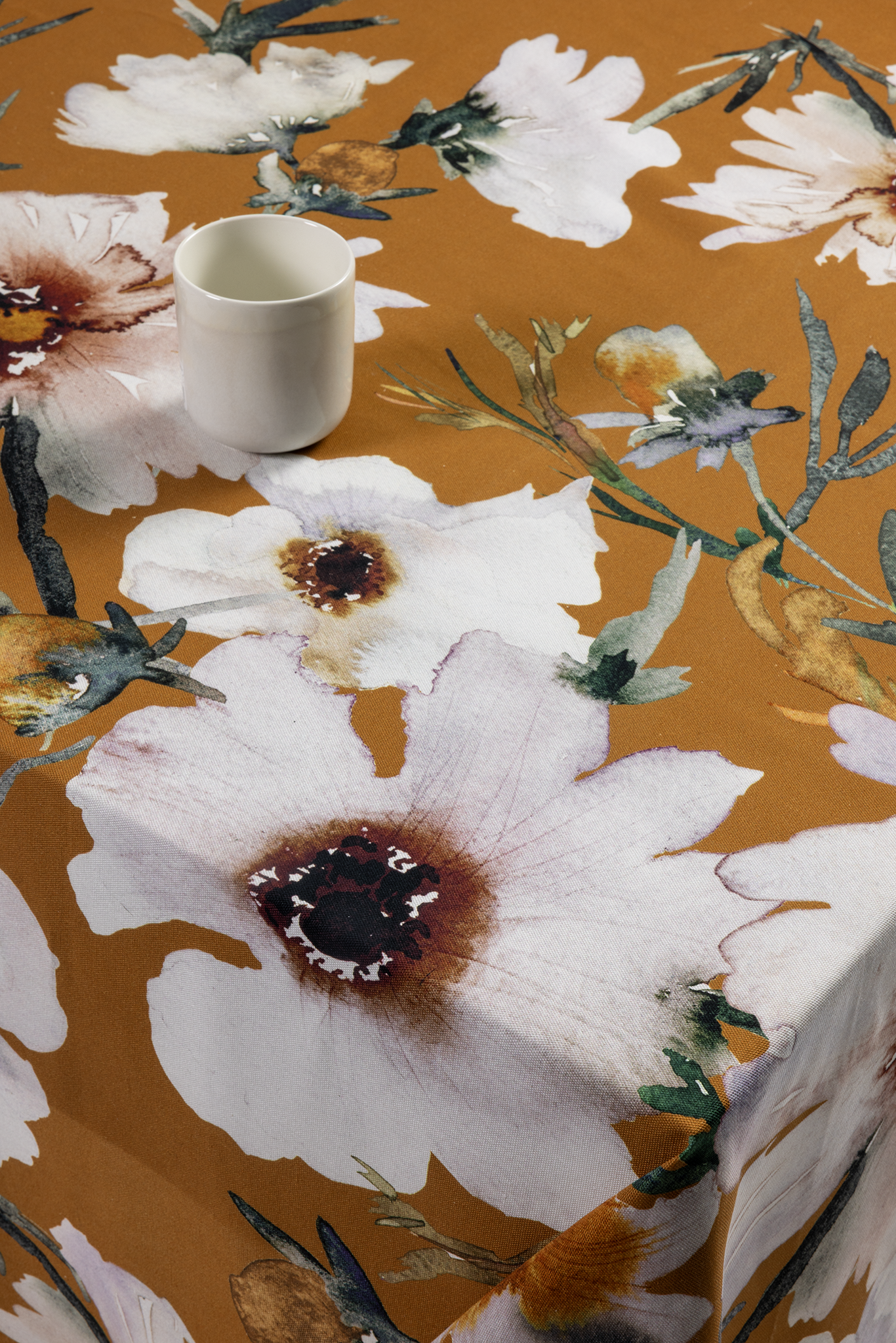 Kosmoskukka Tablecloth