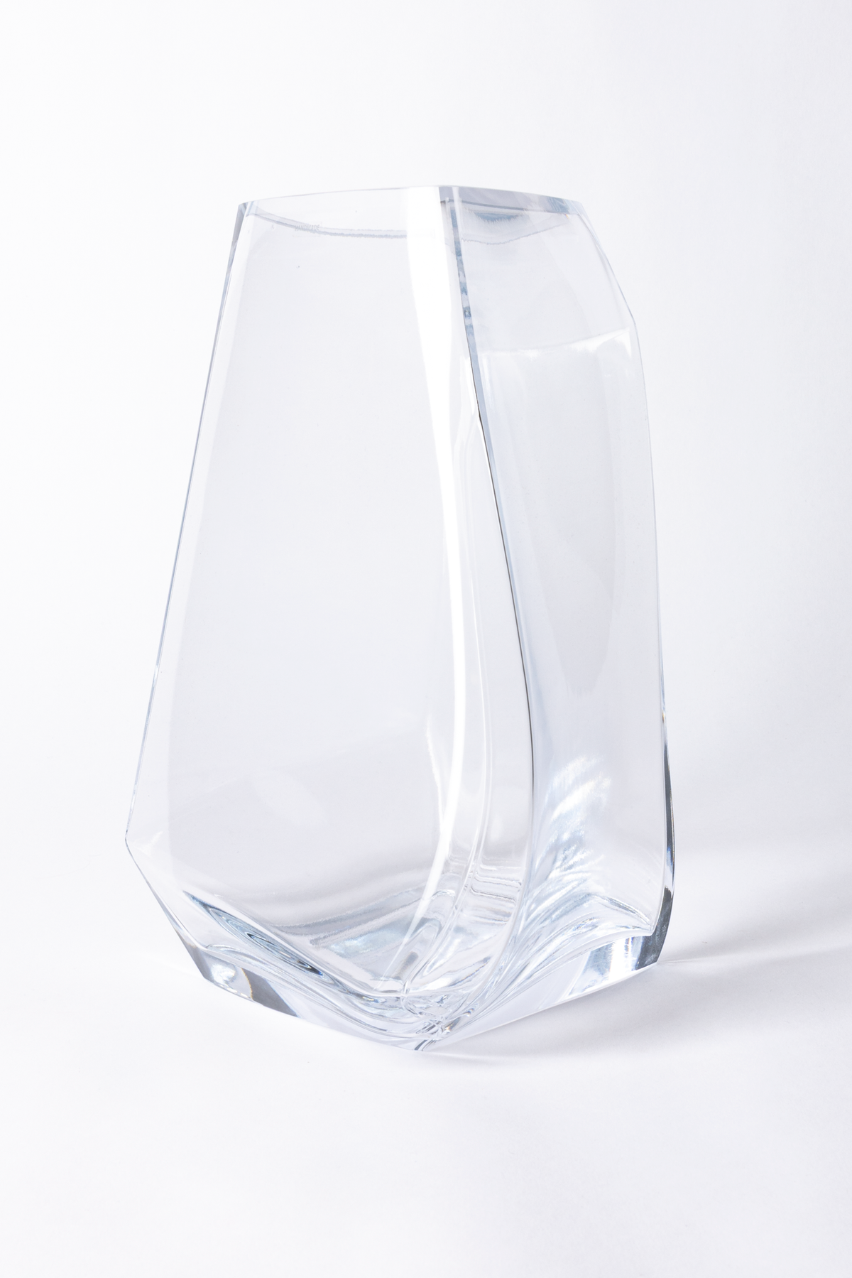 Lohkare Glass Vase