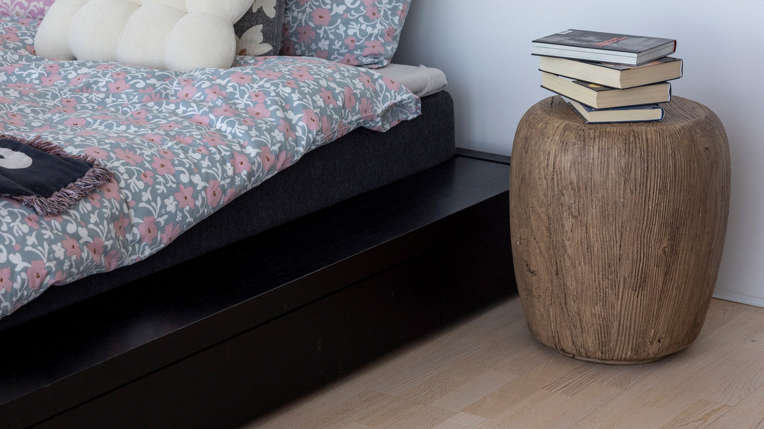 Furniture - PENTIK