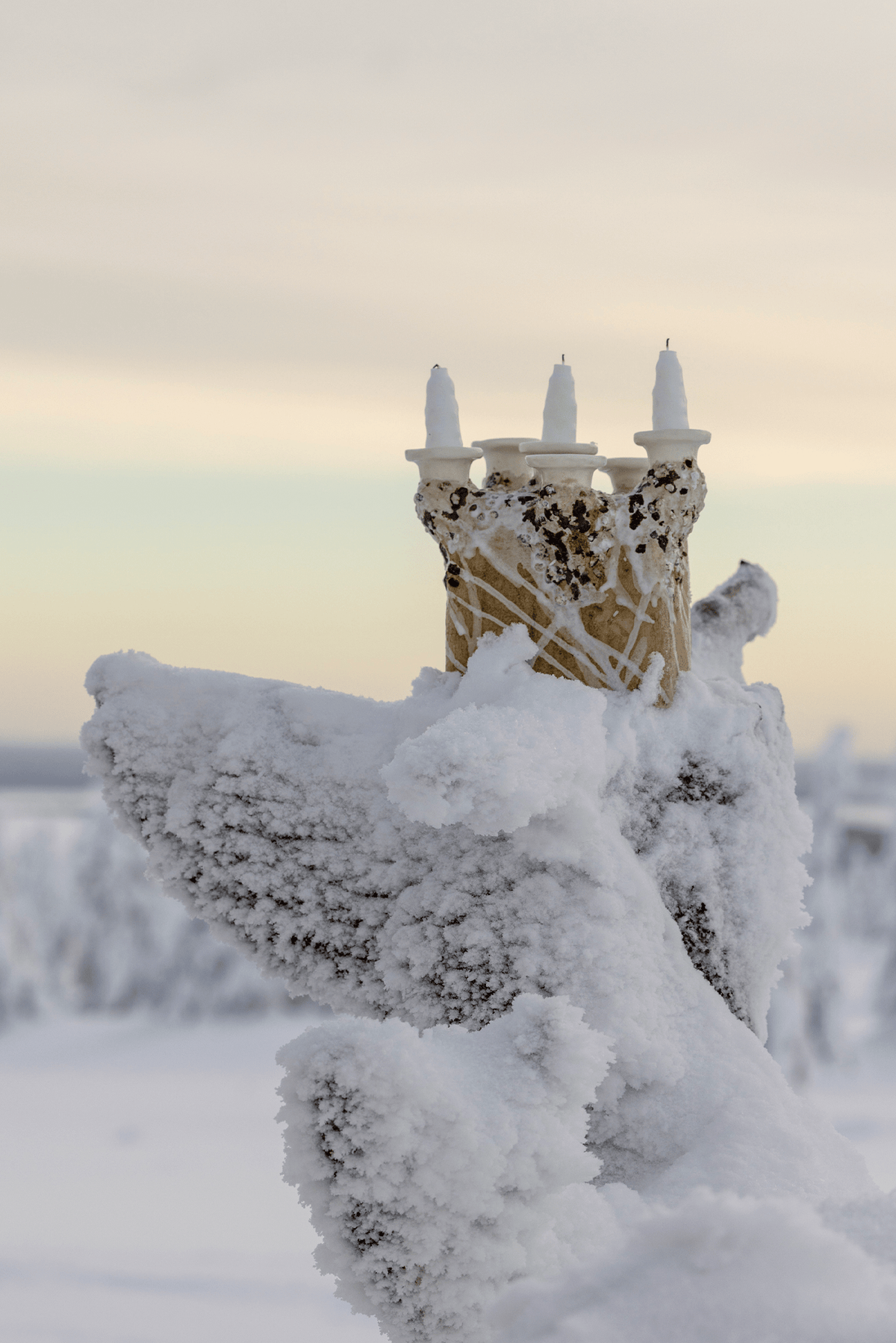 Kaamoskivi Art Kynttilänjalka Kuusihaarainen - PENTIK - Sisustus/Kynttilät/Kynttilänjalat