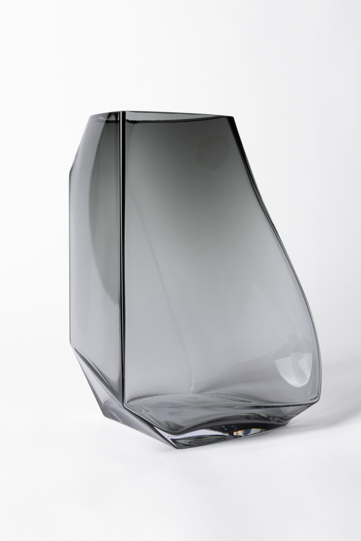 Lohkare Glass Vase