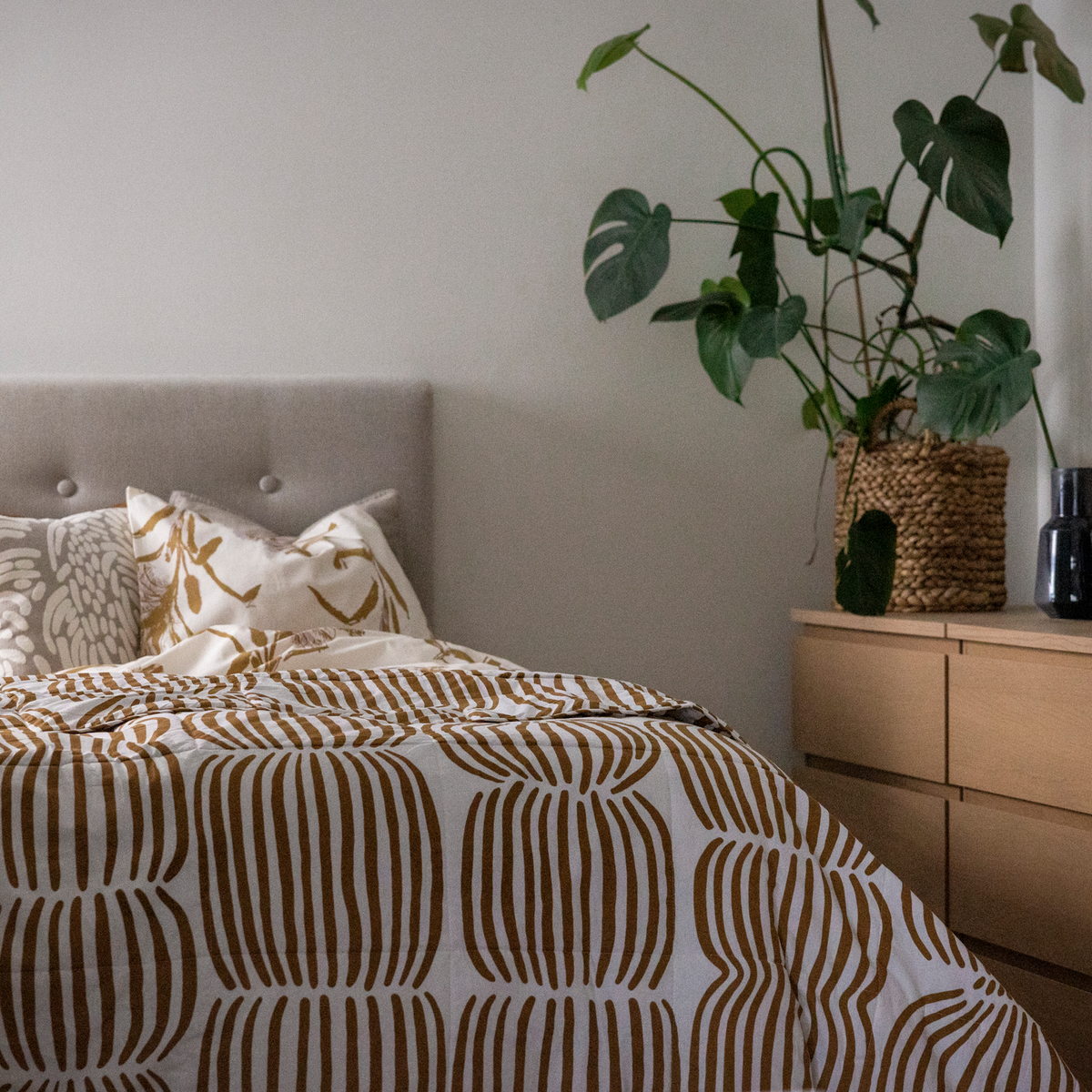 Vilja Bedspread