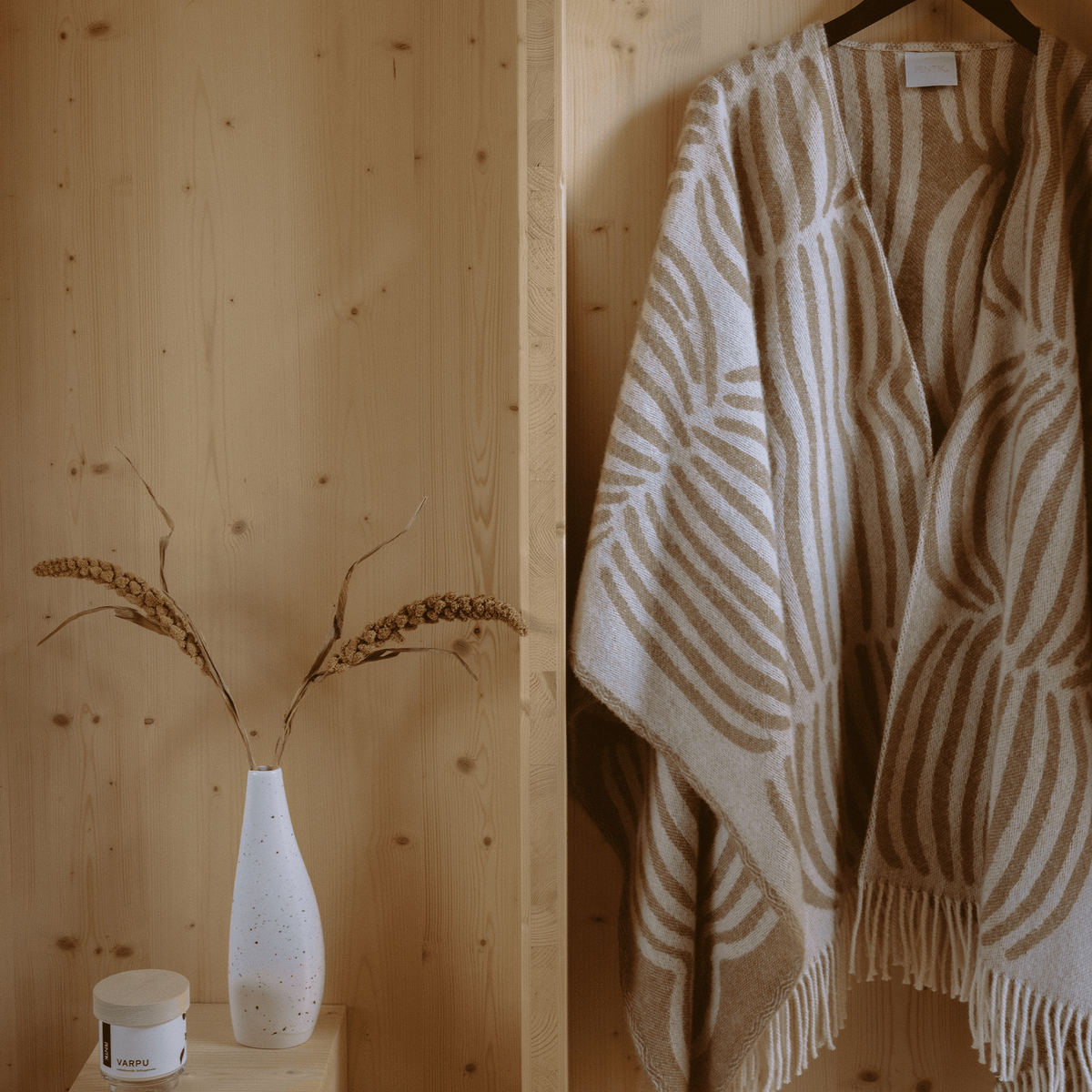 Vilja Villaponcho - PENTIK - Tekstiilit/Laukut ja asusteet/Muut asusteet